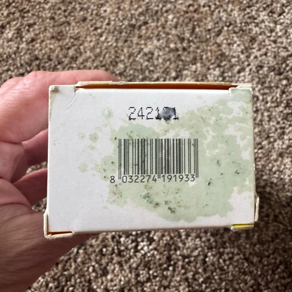 Incredible Milk 12 Effects Hair Treatment - Orange - Picture 6 of 6